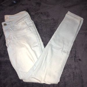 Light washed Hollister jeans